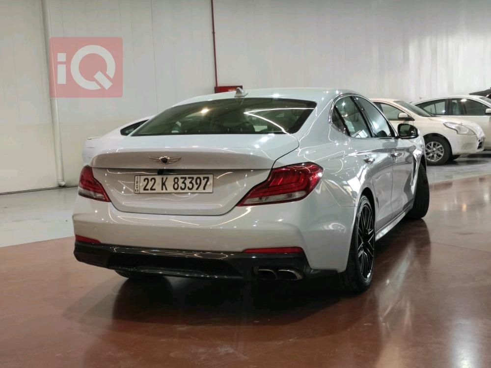 جێنسس G70